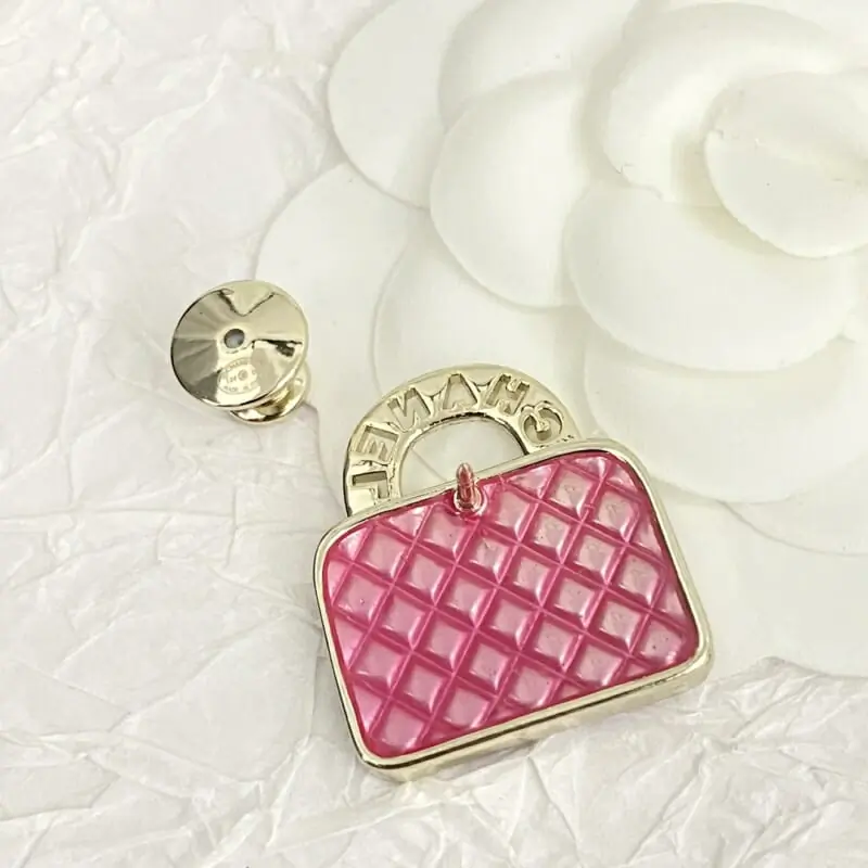 chanel brooches pour femme s_12145763